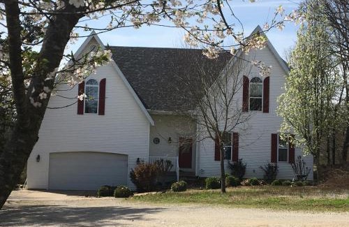 Branson House | Bradford House Bed and Breakfast