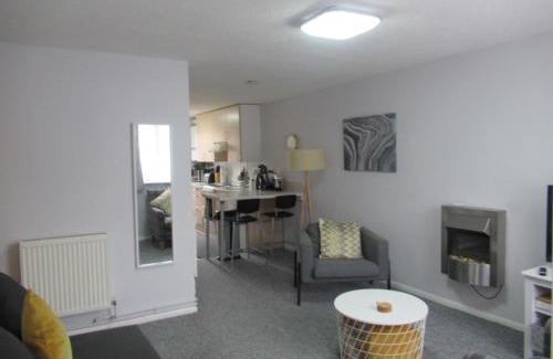 Bradley Stoke Apartment | Bradley Stoke Self Contained Ground Floor Apartment