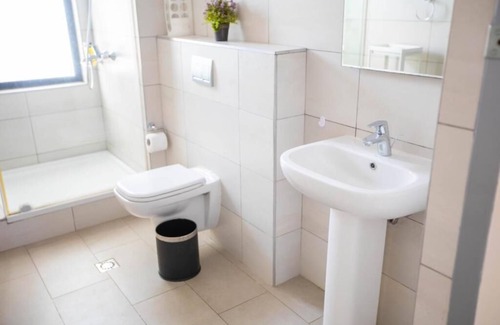 Sekondi-Takoradi House | BRAGHA FREEGATE - ONE BEDROOM