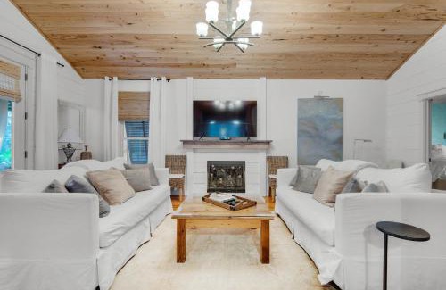 Hammocks of Seagrove House | Bramble Cottage