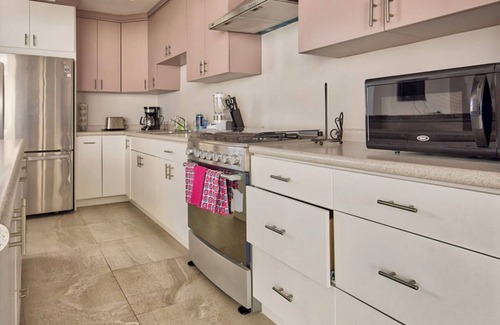 Fraccionamento Bahia House | Brand new 3 bed/3bath home in the heart of Ensenada!