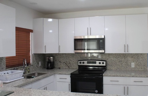 Carol City House | BRAND NEW 3BR HOME CENTRAL LOCATION to all Miami attractions