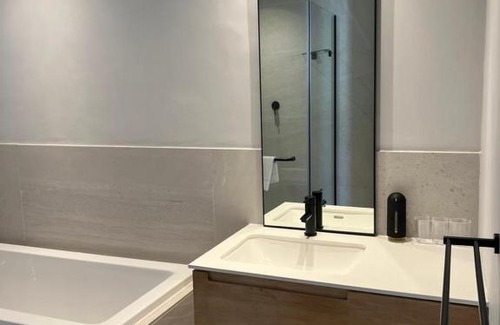 Green Point Apartment | Brand new Apartment close to Stadium and V&A Waterfront