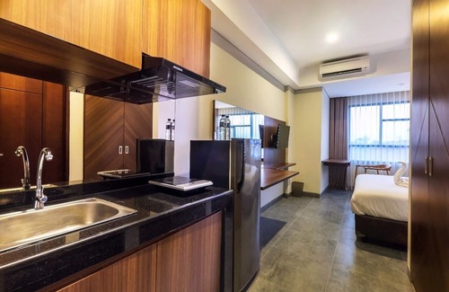 Imam Bonjol Apartment | Brand new apartment with shared pool