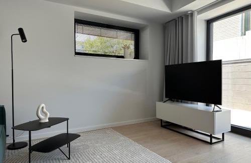Kesklinn Apartment | Brand New Apartments with Balcony and Free Parking