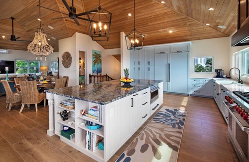 Estate Bakkero Villa | Brand New! Blue Palms: Stunning Caribbean Sea & City Views, optional heated pool