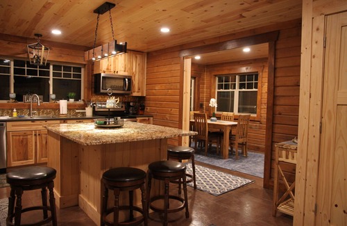Spooner Cabin | Brand NEW Cabin in the Pines w Private Lake