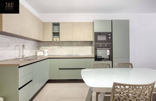 Gzira Apartment | Brand new central APT with strong WIFI & Comfy Bed