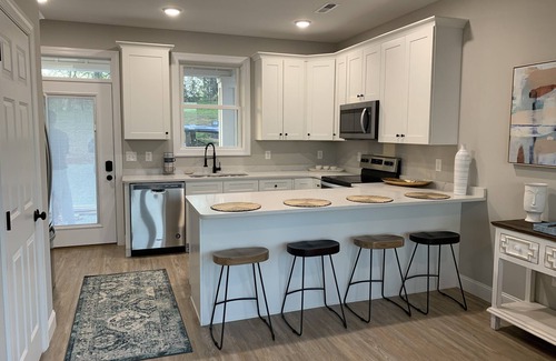 La Follette Condo | Brand new condo on Norris Lake