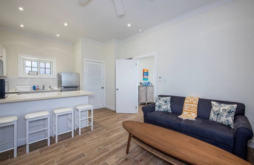 North Palmetto Point Cottage | Brand New Cottage on Banks Rd, Steps from Famous B
