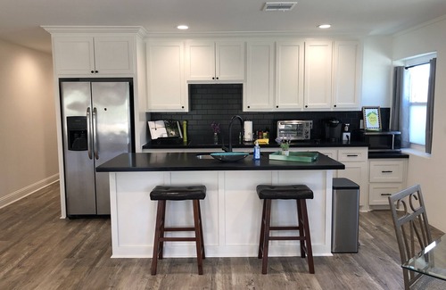 Lake Charles Apartment | Brand new great view downtown apartment- Iris 4!
