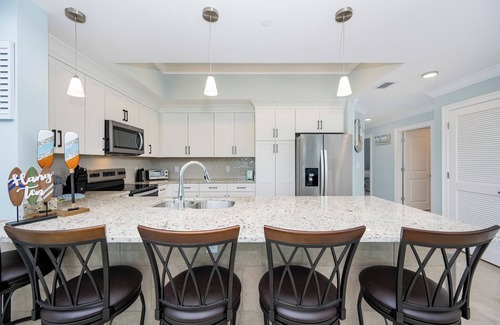 Gulf Shores Condo | Brand-New Gulf Shores Condo | Pool, Views & Family Fun – PGS2 601
