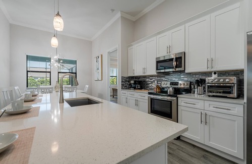 Mariner House | BRAND NEW - Heated Pool & Modern Upgrades! - Villa Moonlight Breeze - Roelens Vacations