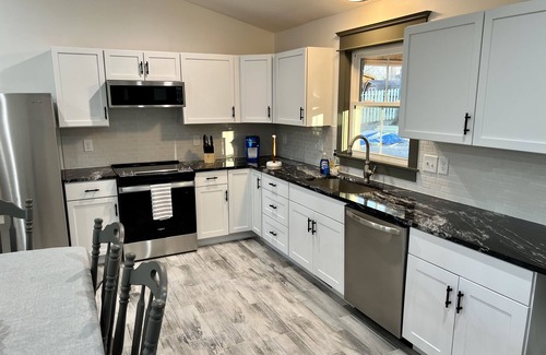 Kingston Springs House | Brand new home in peaceful neighborhood