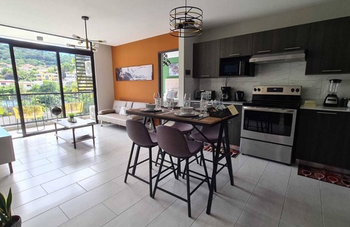 San Salvador Condo | Brand New Lux Condo in Avitat