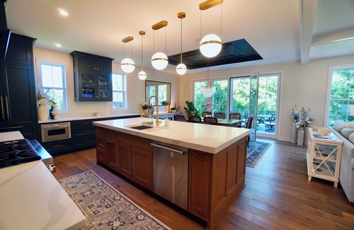 Wayzata House | Brand New! Luxury 5BR House in Heart of Charming Downtown Wayzata