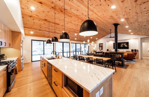 Davis Cabin | Brand new, luxury cabin in the mountains