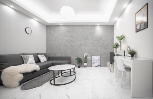 Minamiaoyama Apartment | Brand New Luxury Suite 7 min to Omotesando 2 min to Shibuya