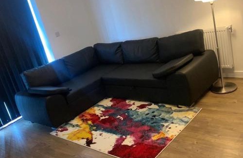 West Thurrock Apartment | Brand New Posh 1 Bed Lakeside Flat No parties No Events