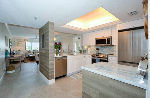 Siesta Key Condo | Brand New! Steps to Siesta Key Beach