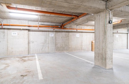 Palmovka Apartment | Brand new two room apartment #34 with free secure parking in the center