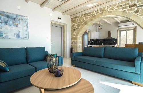 Zerviana Villa | Brand new Villa Nausika