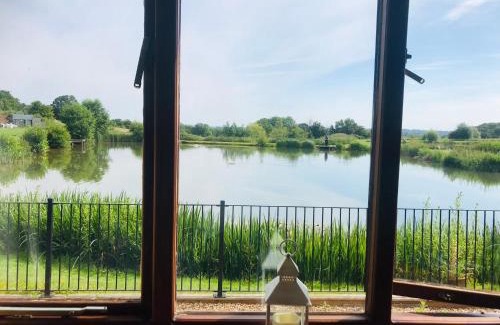 Worcester Bed & Breakfast | Bransford Farm Fishery & B & B