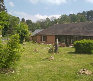 Cerans-Foulletourte House | Bras de Mer