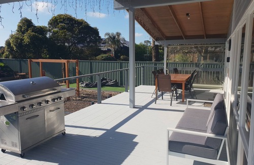 Indented Head House | Breakaway holiday house