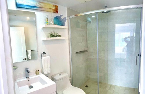 Oranjestad Apartment | Breathtaking 2 Bedroom Apartment with Harbor View