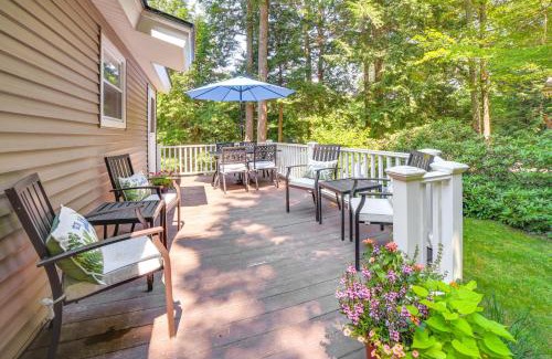 Newbury House | Breathtaking Newbury Cottage with Deck on Chalk Pond