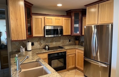 Townsite Condo | Breathtaking Ocean View Penthouse with Spacious Patio, E-305