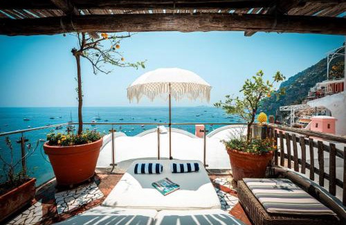 Positano City Centre House | Breathtaking Room in Heart of Positano with Stunning Sea Views