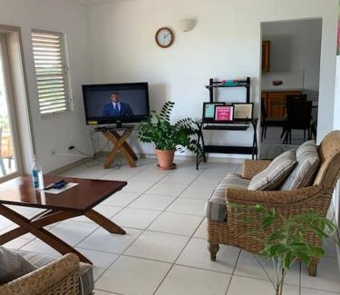 Fitches Creek Apartment | Breathtaking View Villa
