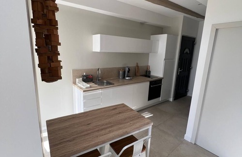 Callian Apartment | Breathtaking view - Village perched 10 minutes from Lake Saint Cassien.
