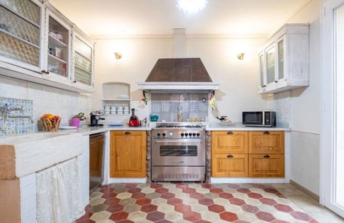 Mamiano Villa | Breathtaking villa with Parking&Garden