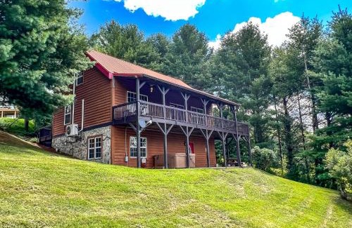 Piney Creek House | Breezy River Mountain Cabin