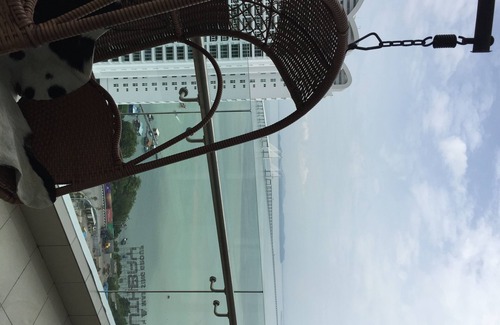 Batu Maung Condo | Breezy seaview condo