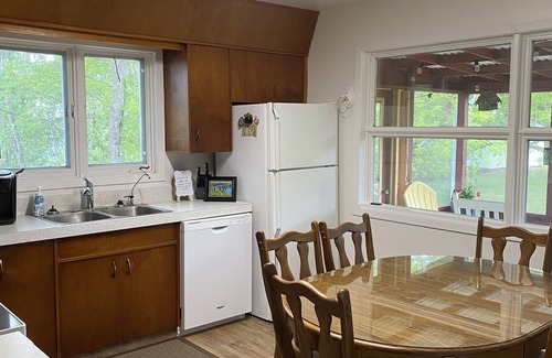 East Central Saskatchewan House | Brian’s Place Retreat & Resort : Riverview Property