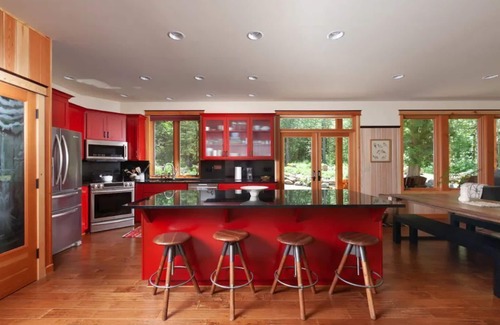 Rhododendron House | Briarwood House on Mt. Hood- Peace and Serenity- Bike/hike/board/ski