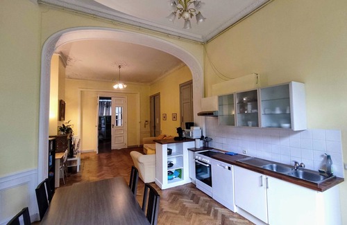 Etterbeek Apartment | Bright 1-bedroom apartment with terrace near Montgomery