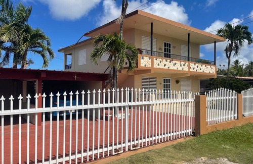 Camaceyes House | Bright 2BR in Aguadilla 7 Mins to Beaches 2nd Floor Retreat