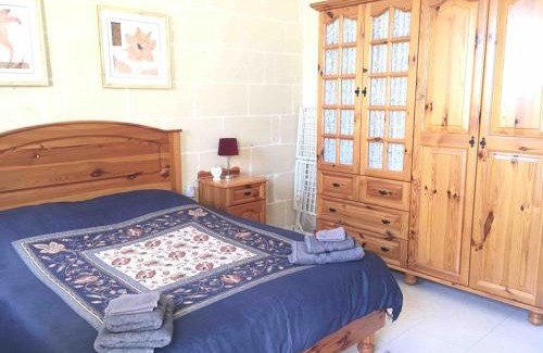 Marsalforn Apartment | Bright and Airy Flat in Marsalforn, Gozo