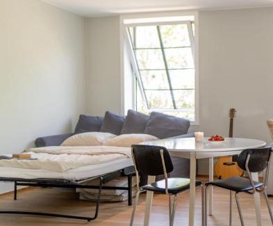 Skillebekk Apartment | Bright and modern apartment on a quiet street