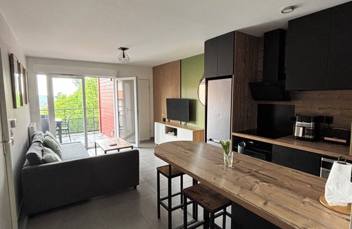 Lahonce Apartment | Bright apartment 15 minutes from Bayonne