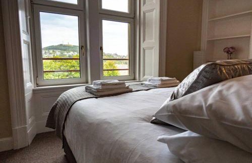 Glenisla Apartment | ☆Bright Apartment, Near University + City Centre☆