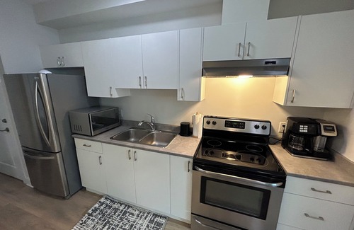 Langford Apartment | Bright clean one bedroom apartment Victoria bc