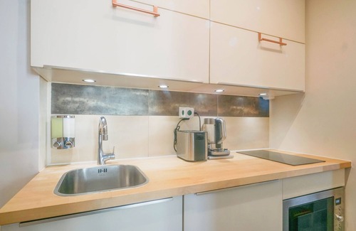 Necker Apartment | Bright cosy 1 bedroom flat in beautiful avenue the 7th close to Eiffel&Invalides