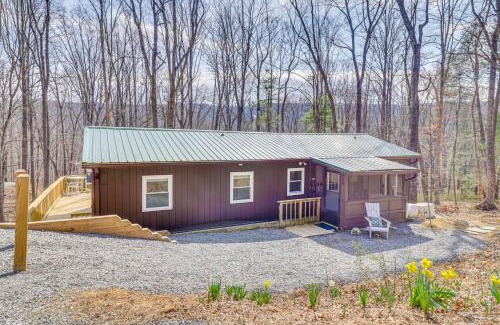 Lost River House | Bright Family Cabin in Lost City with Expansive Deck