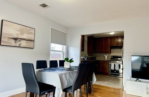 Passaic House | Bright Home Minutes to NYC